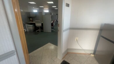 14 NW Wellham Ave, Glen Burnie, MD for lease - Commercial Listing Video 