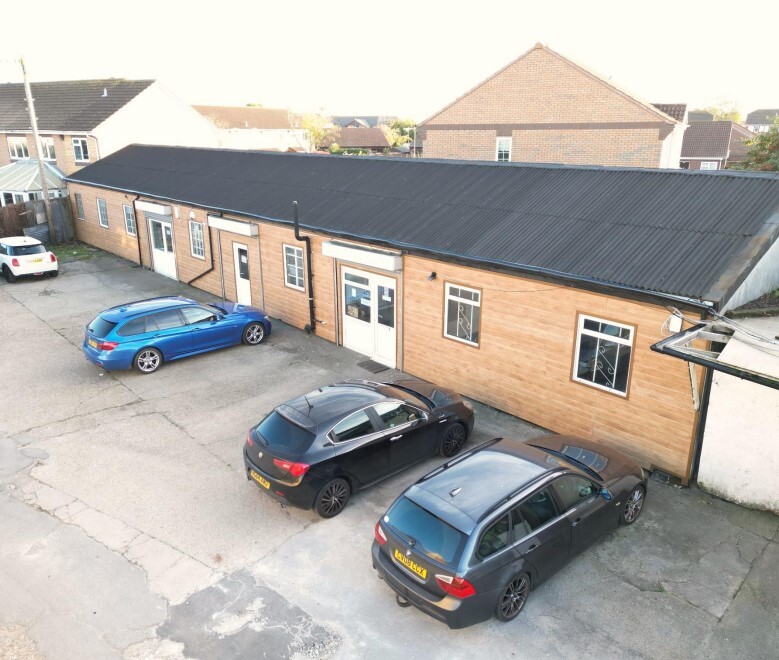 17-19 Westfield Industrial Estate, Gosport for sale Building Photo- Image 1 of 4