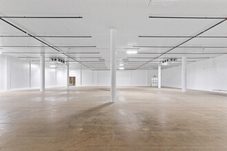 5400 Fulton Industrial Blvd SW, Atlanta, GA for lease Interior Photo- Image 2 of 7