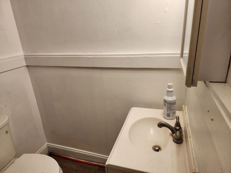 1008 Maltby Ave, Orlando, FL for lease - Interior Photo - Image 3 of 10