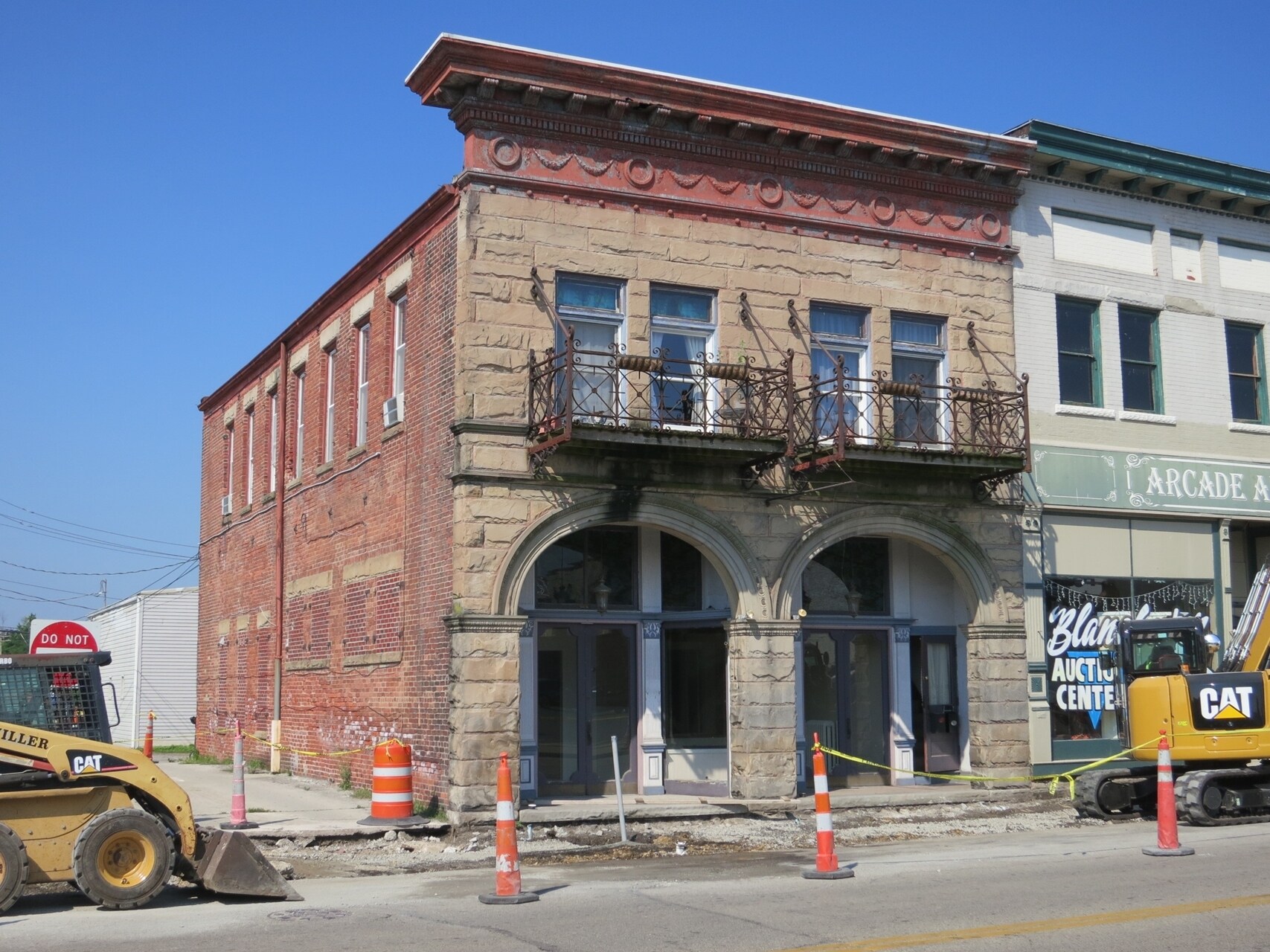 120 S Broadway St, Blanchester, OH for sale Primary Photo- Image 1 of 1