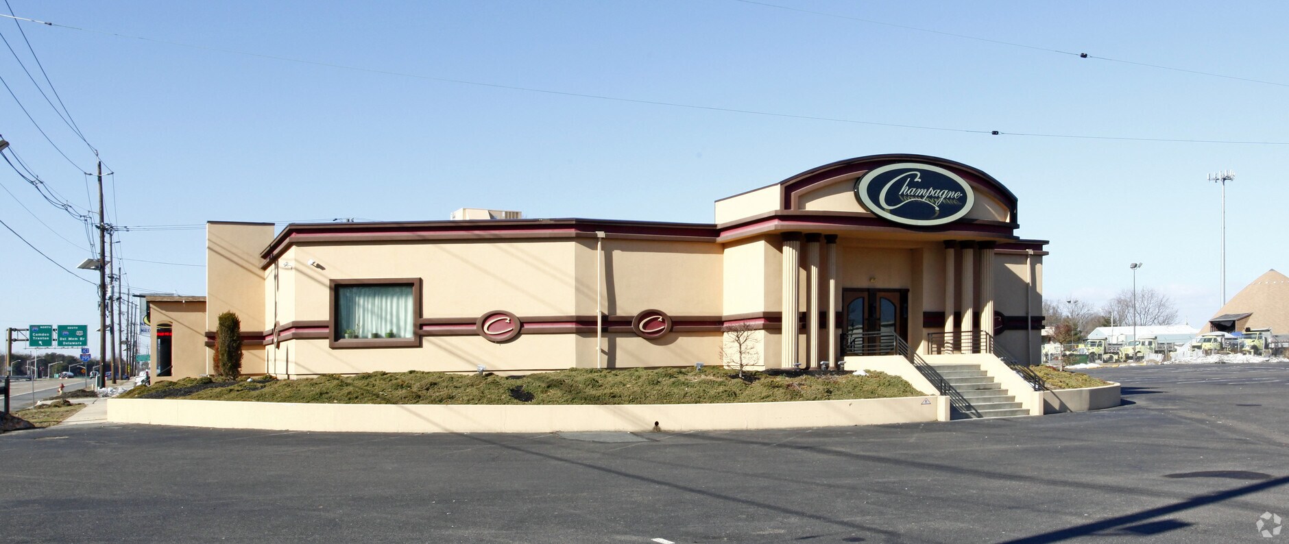 1102 Crown Point Rd, West Deptford, NJ 08093