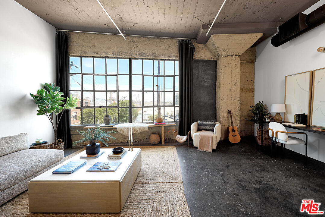 1855 Industrial St, Los Angeles, CA for sale Building Photo- Image 1 of 25