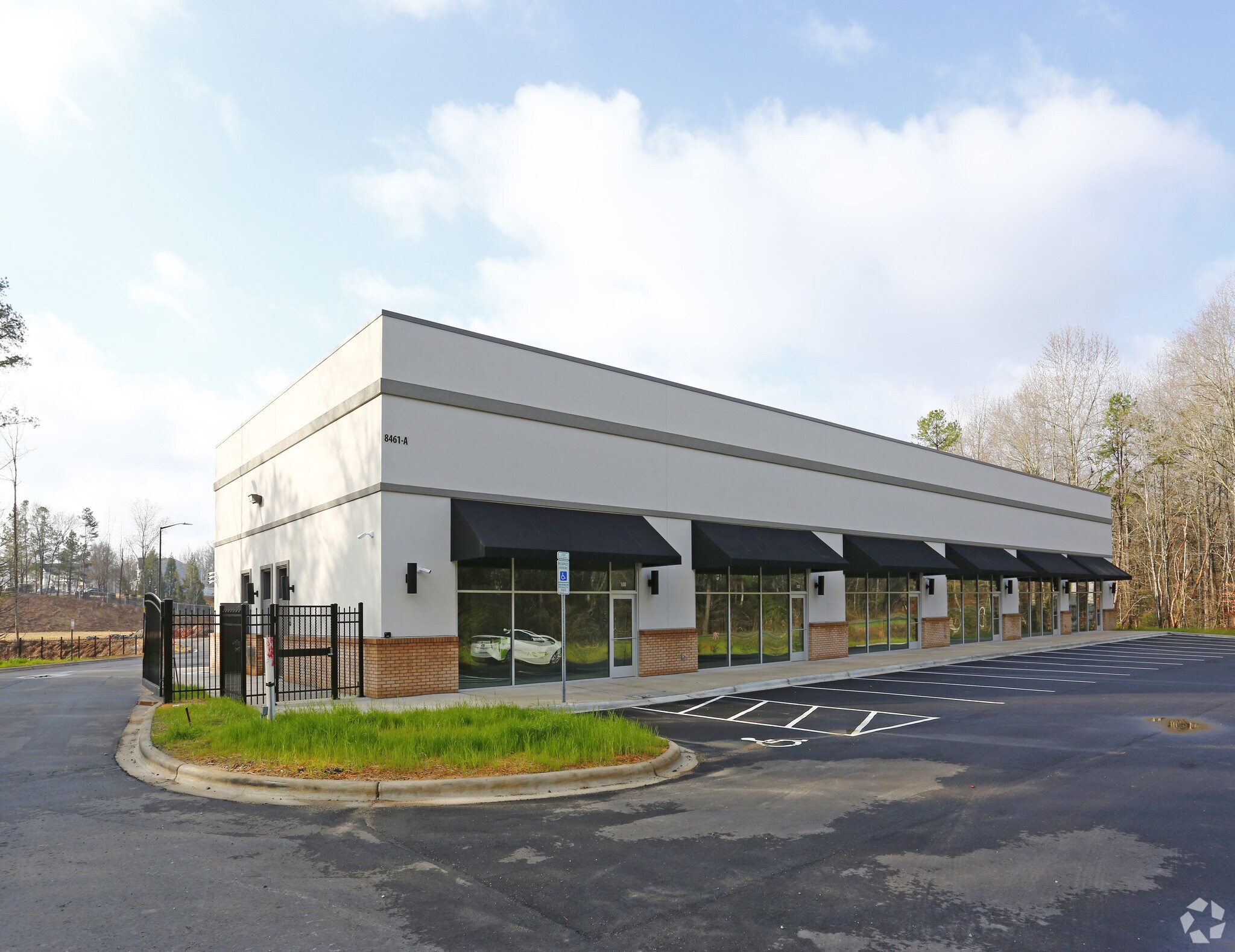 8461 Possum Hollow Rd, Fort Mill, SC for lease Primary Photo- Image 1 of 12