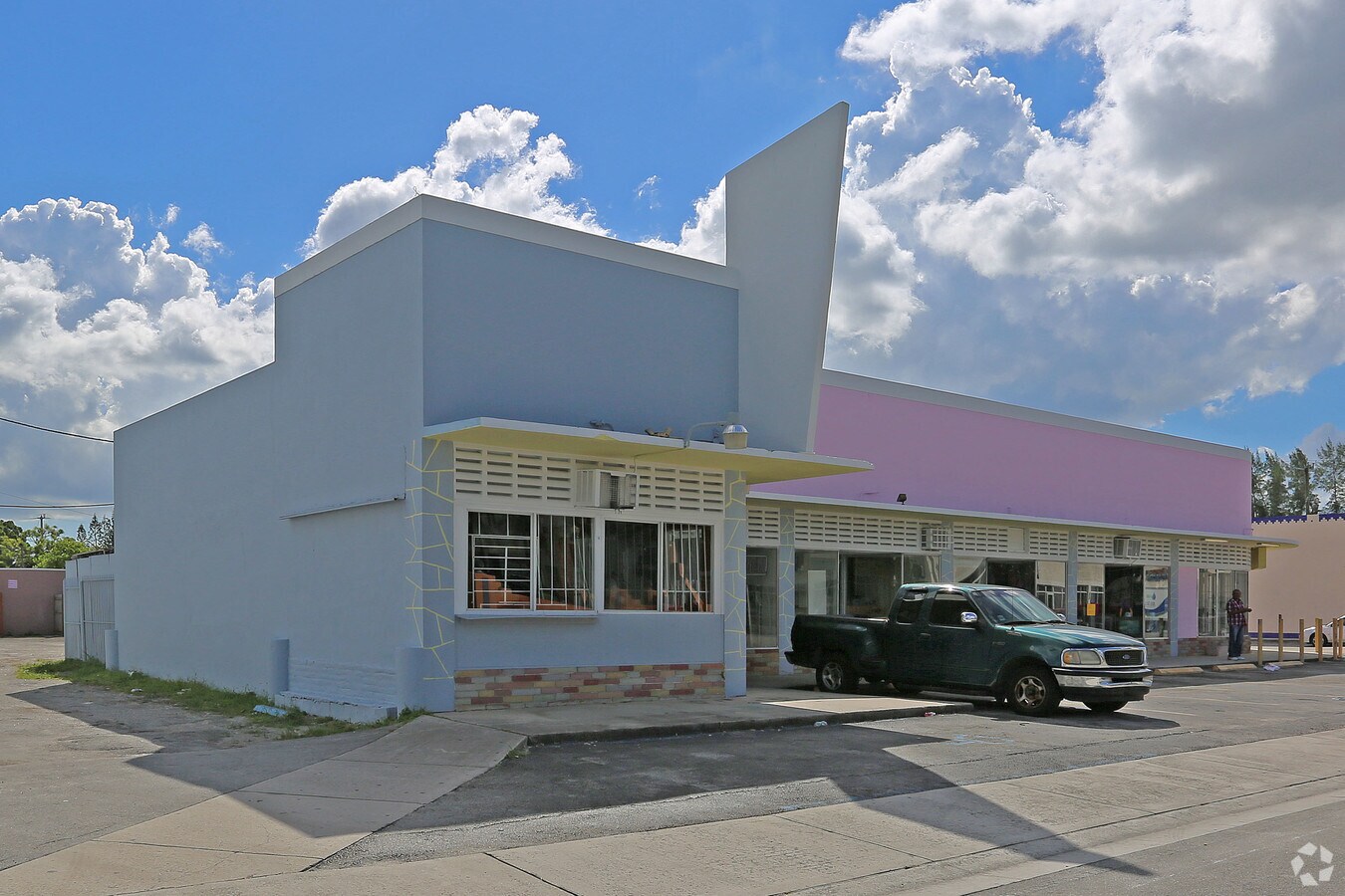 391 Opa Locka Blvd, Opa Locka, FL 33054 | LoopNet