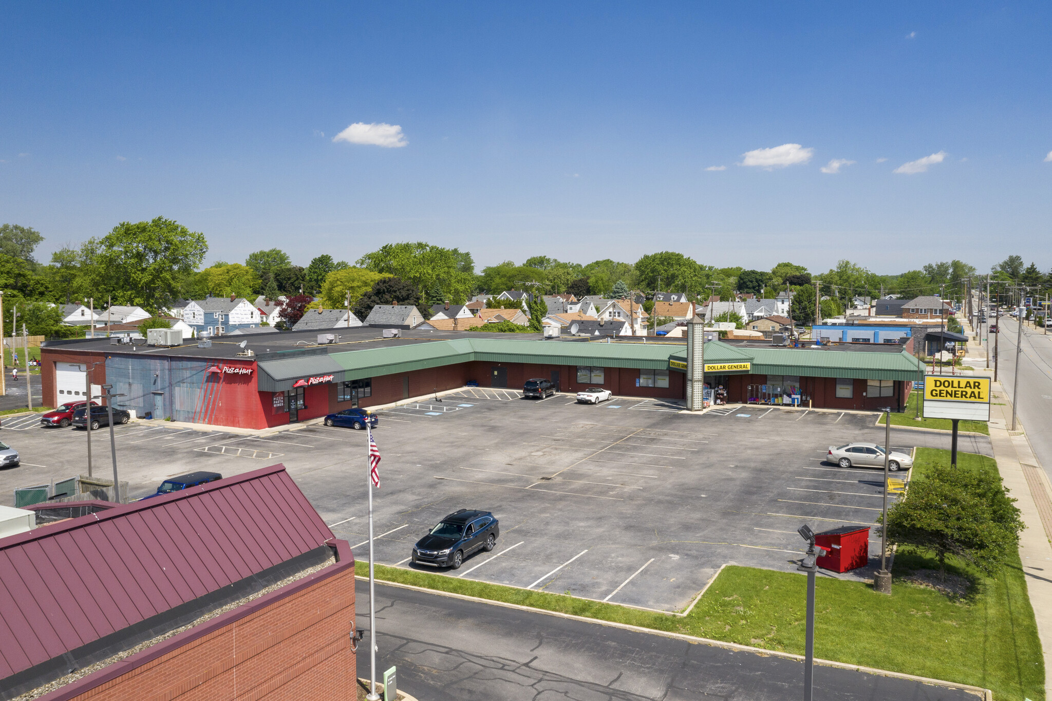 5235 N Summit St, Toledo, OH for lease Building Photo- Image 1 of 11