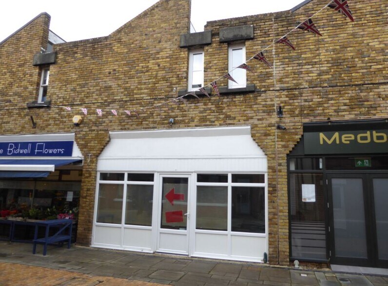 Unit 5 The Marsh, Southampton for sale - Primary Photo - Image 1 of 1