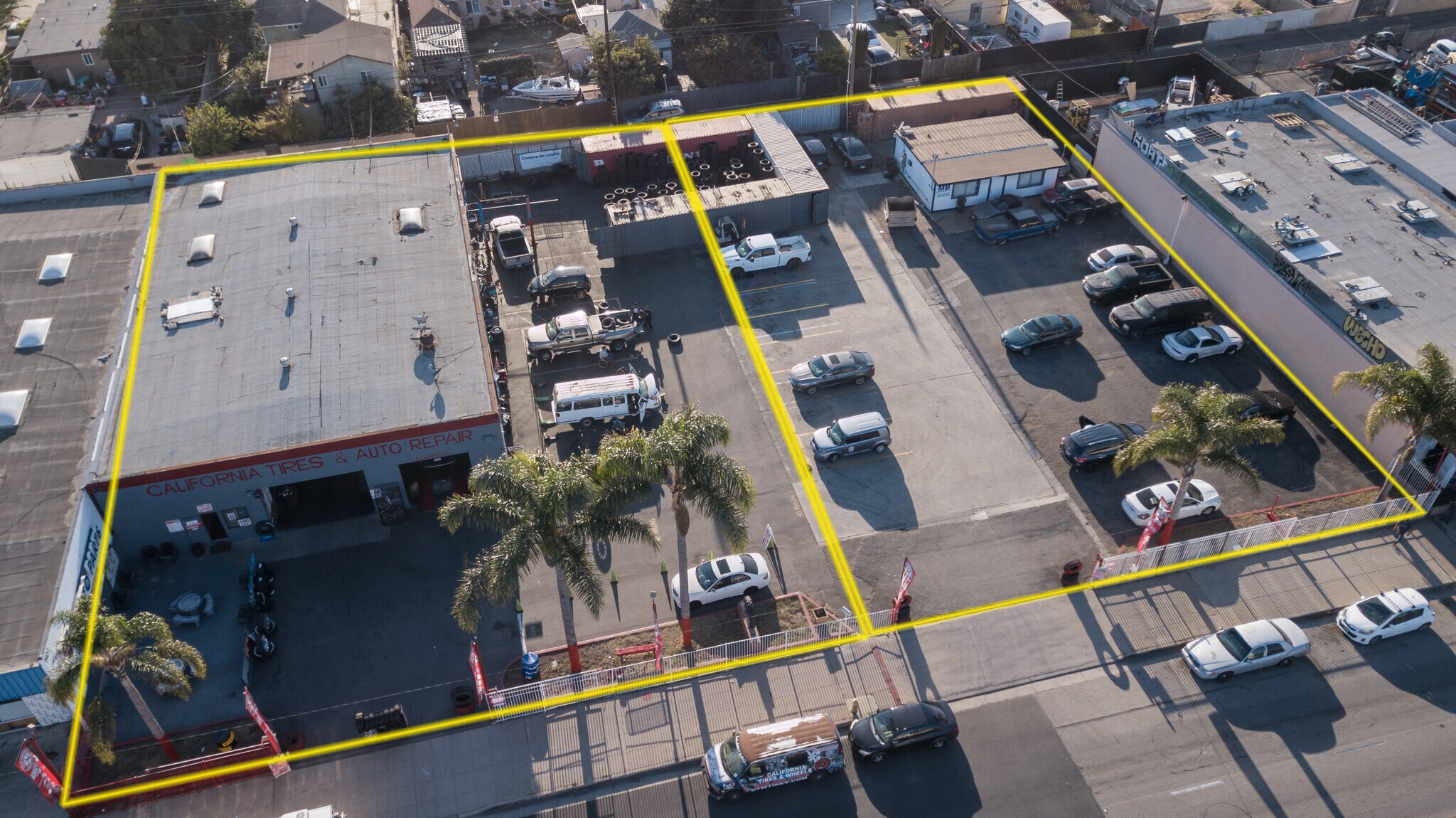 1535 S Oxnard Blvd  