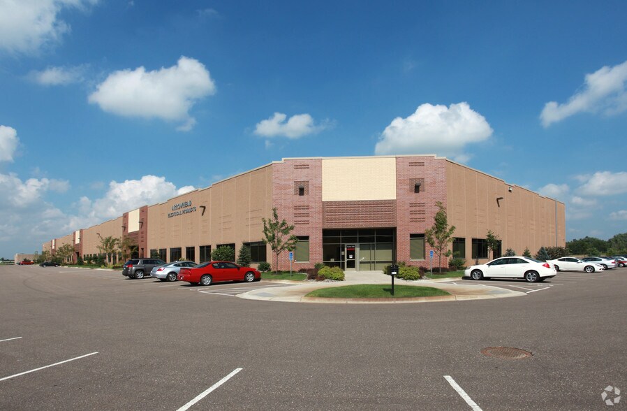 3787 95th Ave NE, Blaine, MN for lease - Building Photo - Image 2 of 9