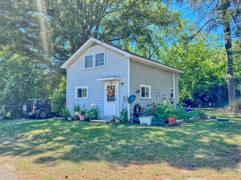 1500 Lafayette Rd, Gloucester Point, VA for sale - Building Photo - Image 2 of 4