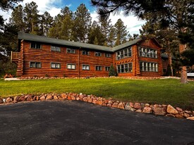 The Lodge at Hilltop Ranch - Motel