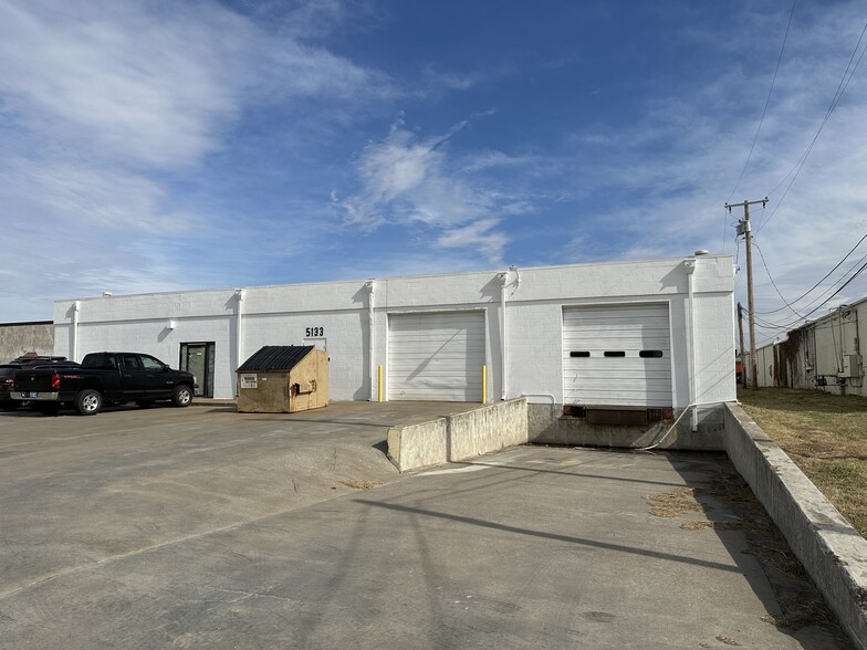 5133 S 100th East Ave, Tulsa, OK for sale - Building Photo - Image 1 of 6