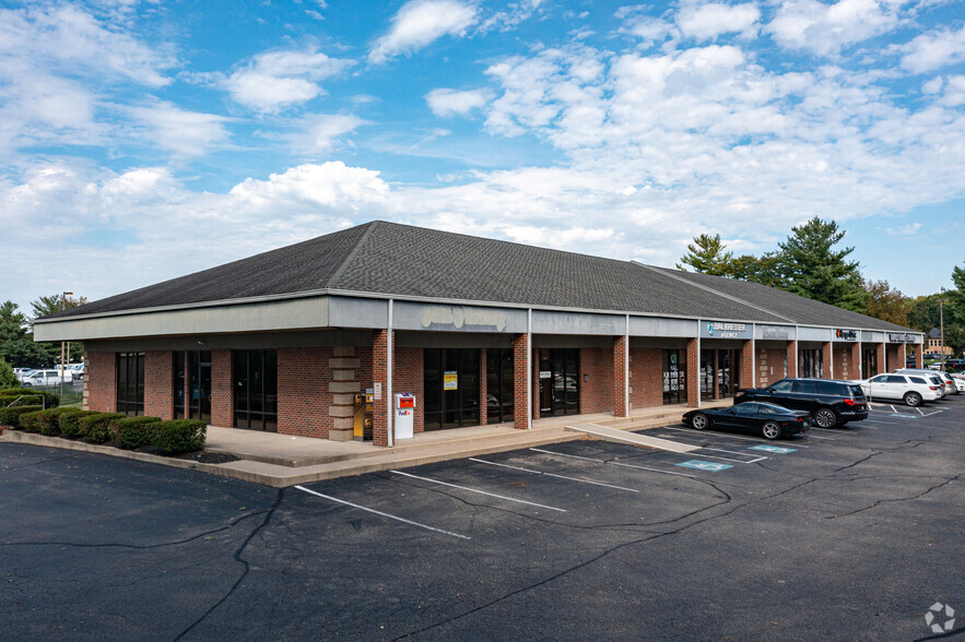 640-670 Wessel Dr, Fairfield, OH for lease - Building Photo - Image 1 of 7