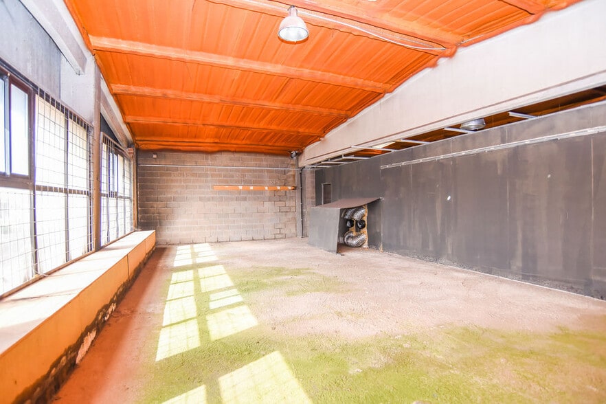 Carrer de Pedraforca, 55, Sant Fruitós de Bages, Barcelona for sale - Interior Photo - Image 3 of 21