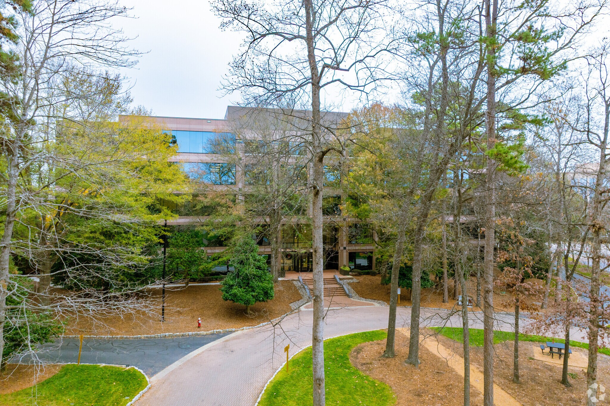 8609 Six Forks Rd, Raleigh, NC for sale Primary Photo- Image 1 of 1