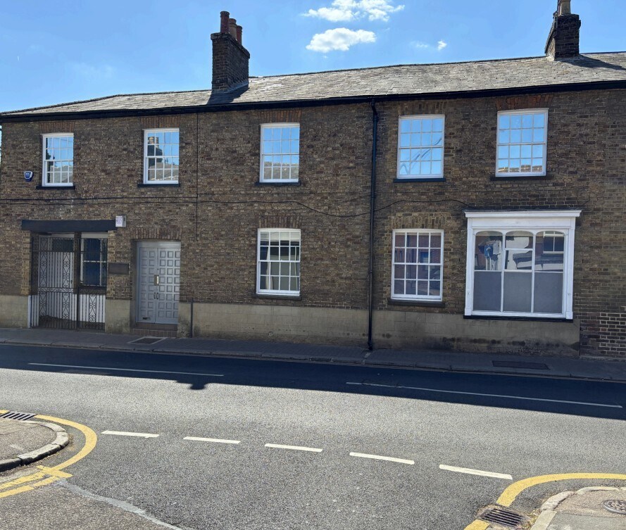 30-32 Church St, Rickmansworth for sale Building Photo- Image 1 of 9