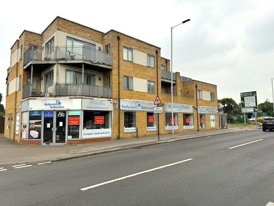 Eastern Ave, Romford for lease Building Photo- Image 1 of 4