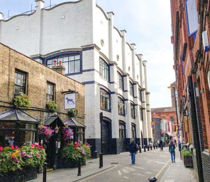 Barley Mow Passage, London for lease - Primary Photo - Image 1 of 6