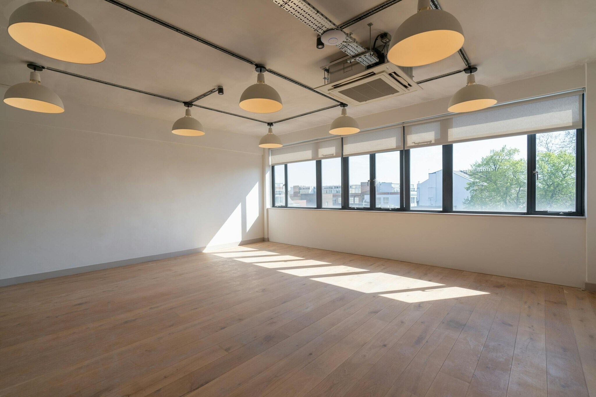 89-115 Mare St, London for lease Interior Photo- Image 1 of 3