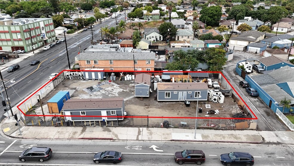 11936 S Central Ave, Los Angeles, CA for sale - Building Photo - Image 1 of 15