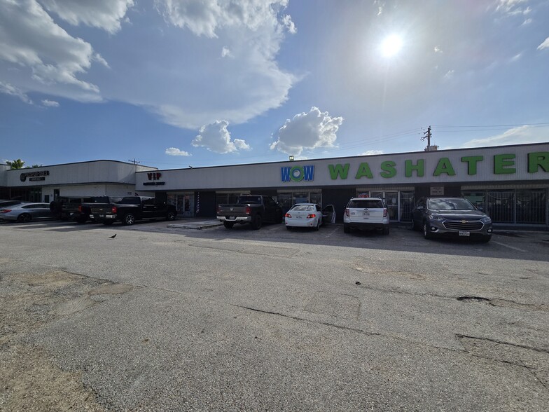 100 E Little York Rd, Houston, TX for sale - Building Photo - Image 3 of 6