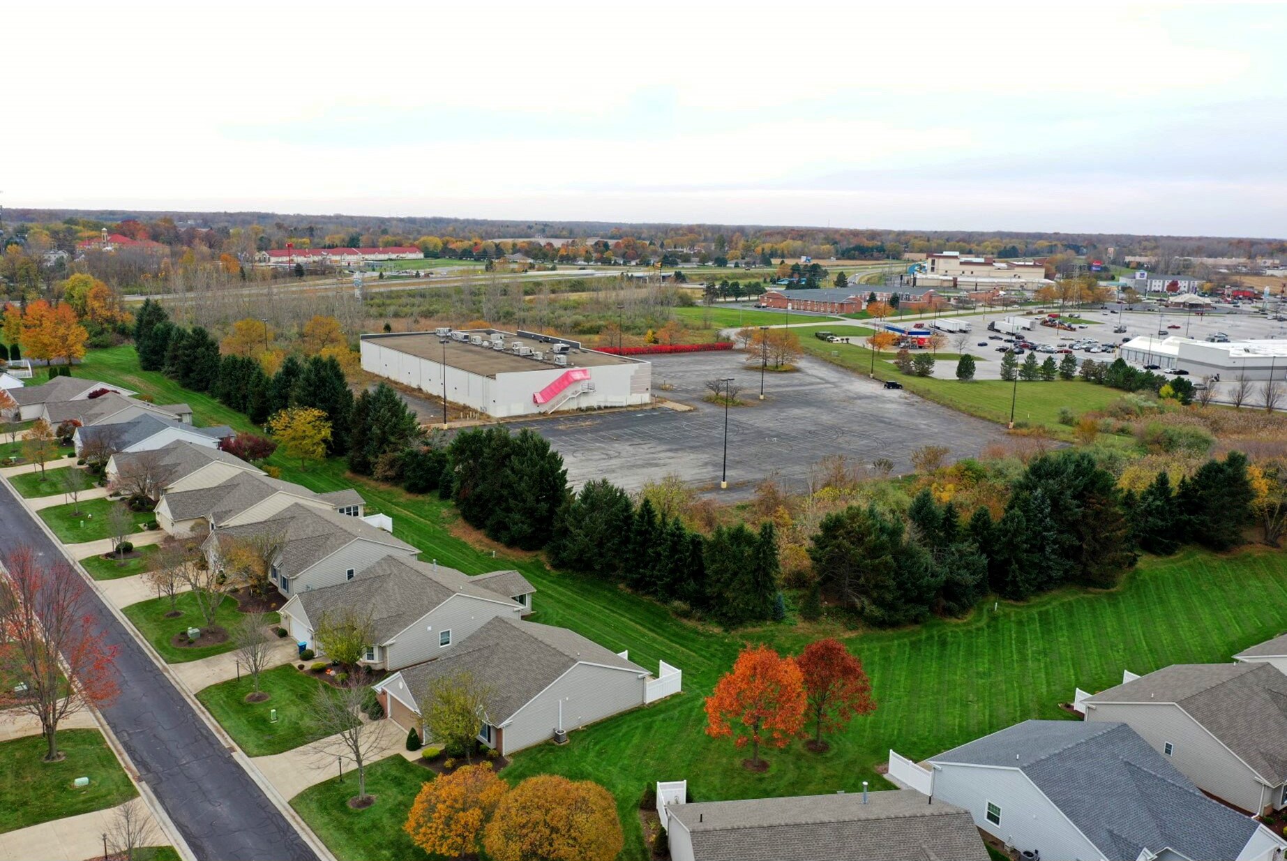 5500 Milan Rd, Sandusky, OH 44870 Park Place Shopping Center