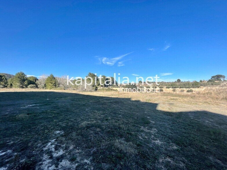 Land in L'Olleria, Valencia for sale - Building Photo - Image 1 of 3