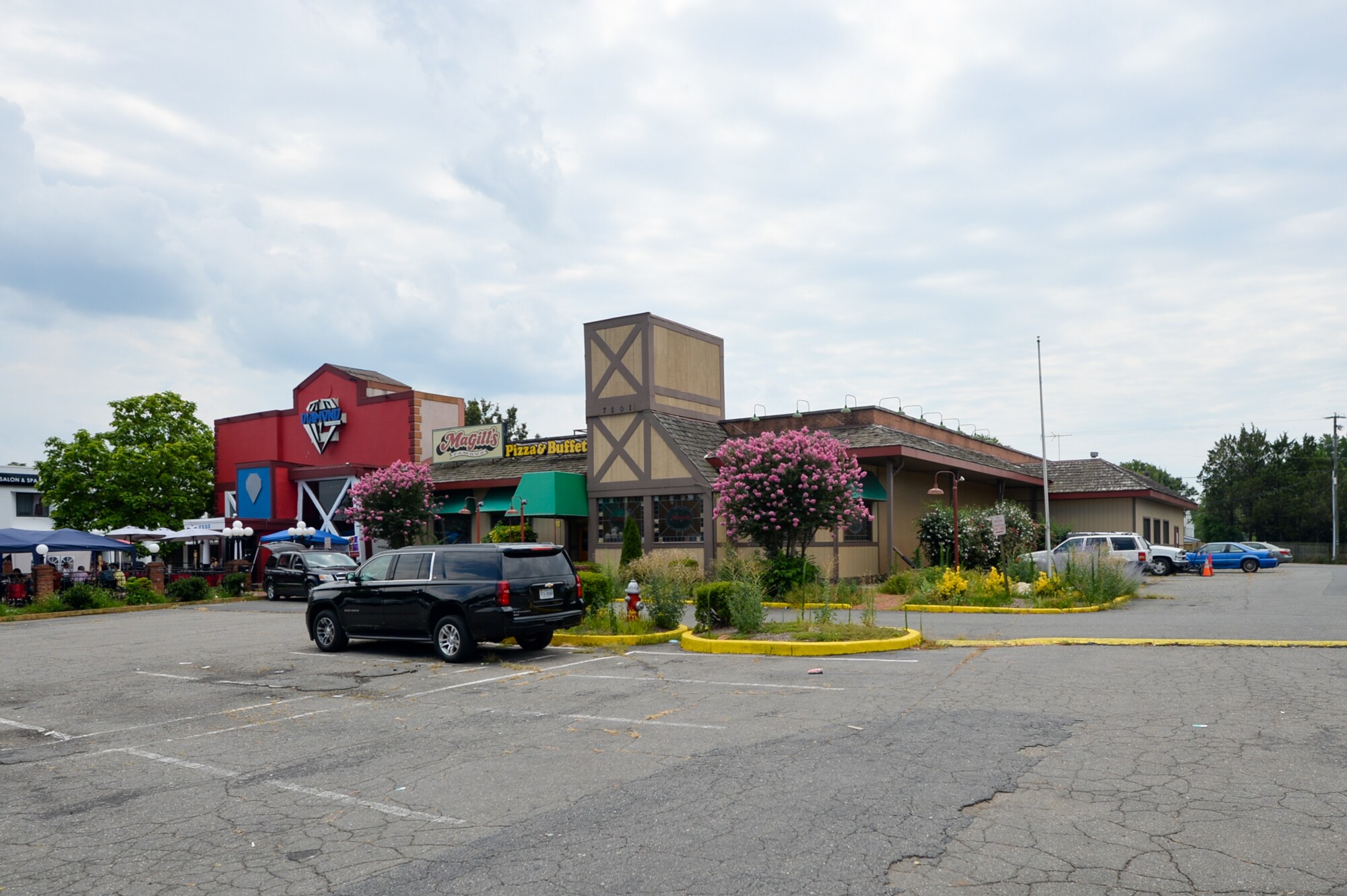 7201-7203 Little River Tpke, Annandale, VA for sale Building Photo- Image 1 of 1