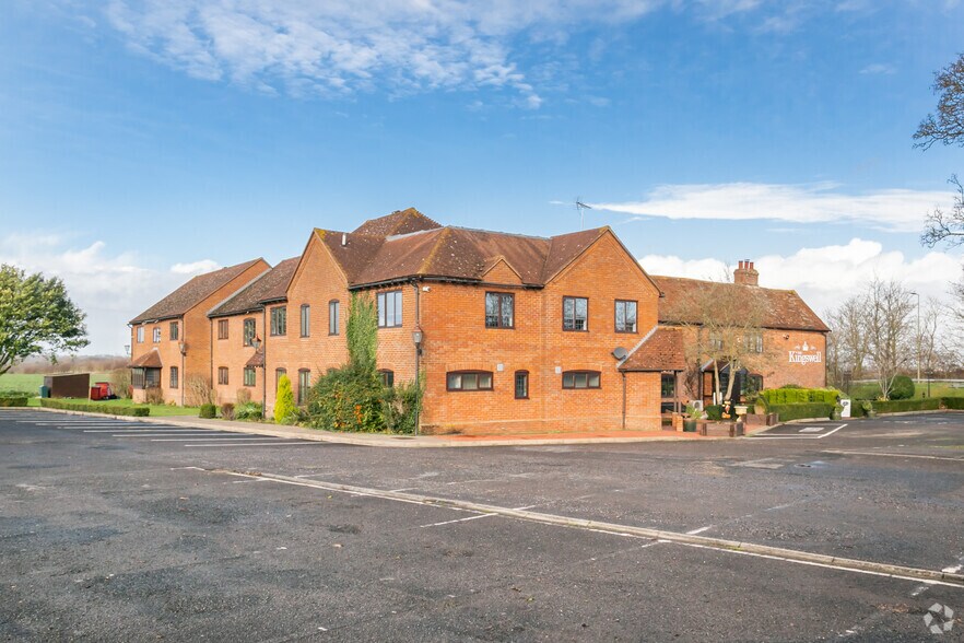 Reading Rd, Didcot, OX11 0LZ The Kingswell Hotel