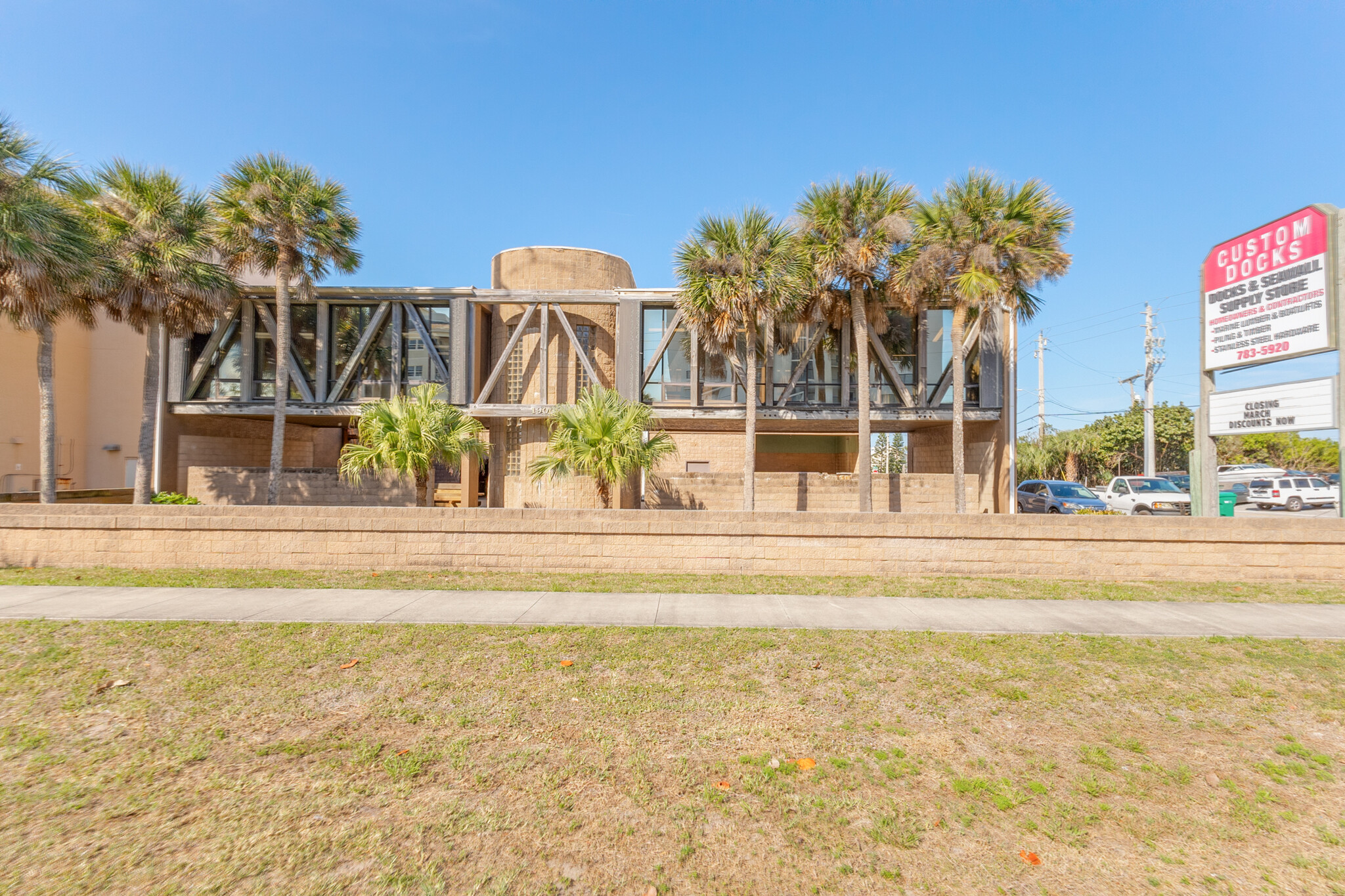 1900 S Atlantic Ave, Cocoa Beach, FL for sale Building Photo- Image 1 of 9