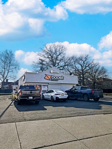 12701 Joy Rd, Detroit, MI for sale - Building Photo - Image 1 of 1
