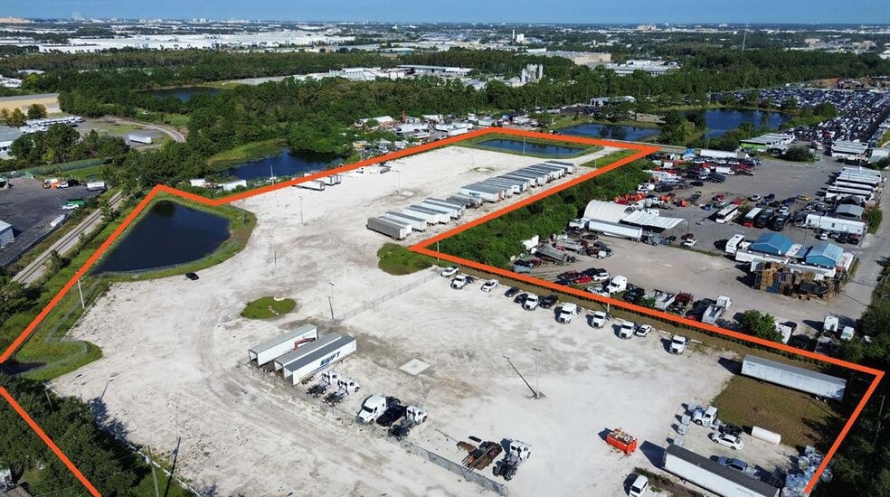 335 Central Florida Pky, Orlando, FL for lease - Building Photo - Image 2 of 9