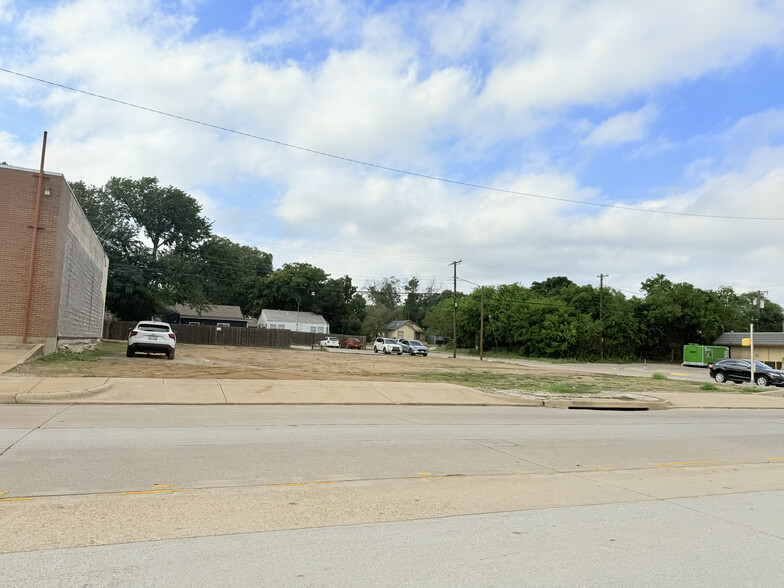 4100 W Vickery Blvd, Fort Worth, TX for lease - Building Photo - Image 3 of 6