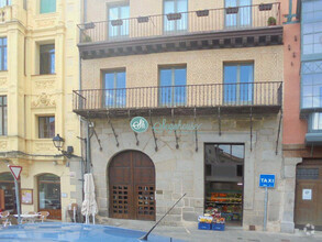 Calle San Frutos, Segovia, Segovia for lease Interior Photo- Image 1 of 8