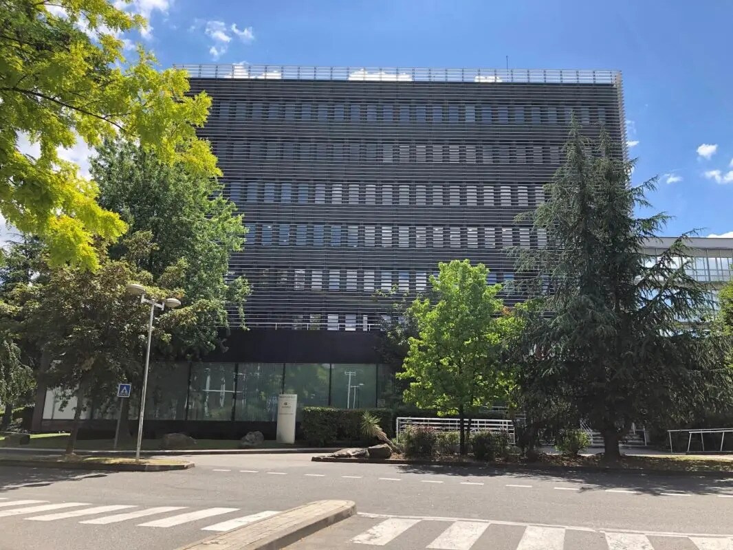 13 Avenue Morane Saulnier, Vélizy-Villacoublay for lease Building Photo- Image 1 of 7