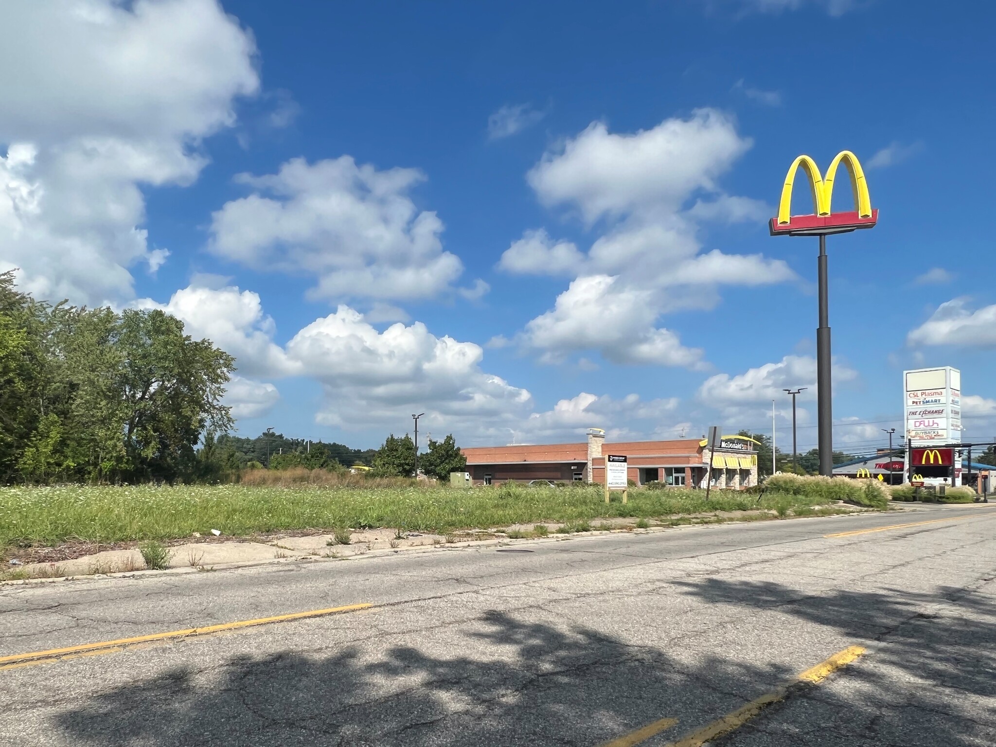 325 Midway Blvd, Elyria, OH for lease Primary Photo- Image 1 of 2