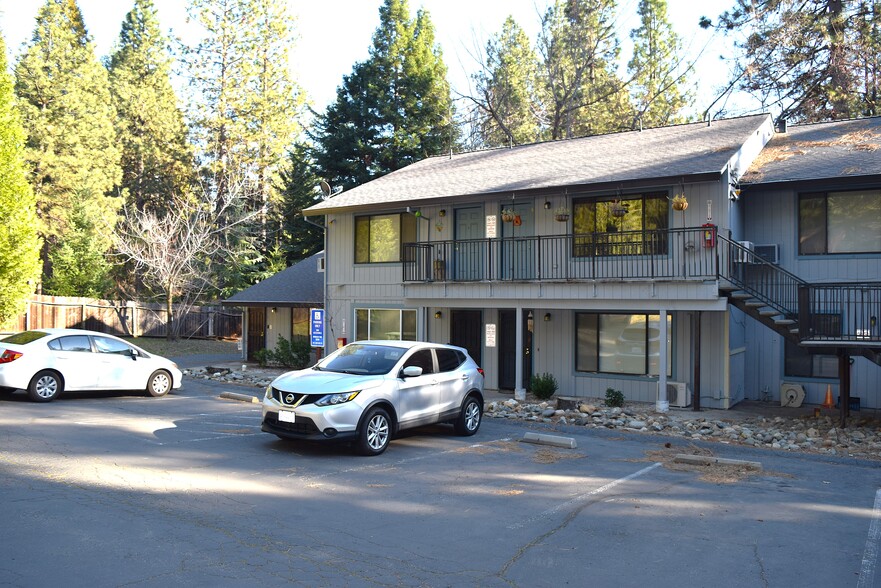 24790 Foresthill Rd, Foresthill, CA for sale - Primary Photo - Image 1 of 10