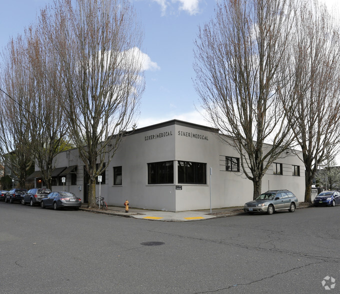 1800 NE 2nd Ave, Portland, OR for lease - Building Photo - Image 3 of 4