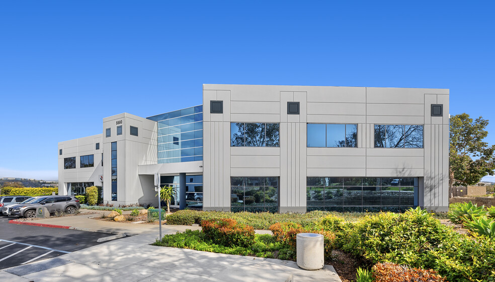 5860 El Camino Real, Carlsbad, CA for lease - Building Photo - Image 2 of 3