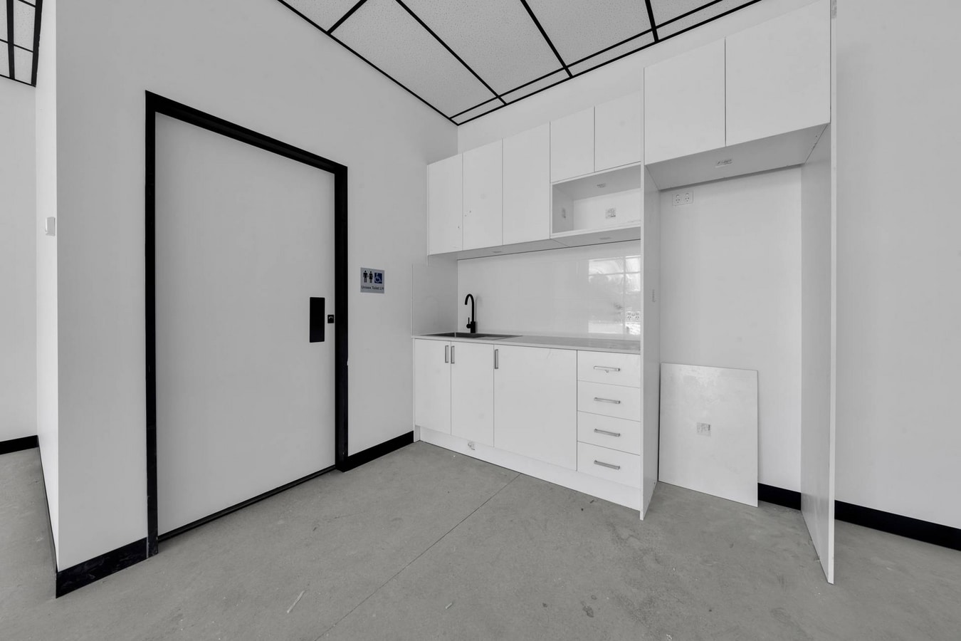 34-46 King William St, Broadmeadows, VIC 3047 - Unit 27 - - Interior Photo - Image 2 of 6