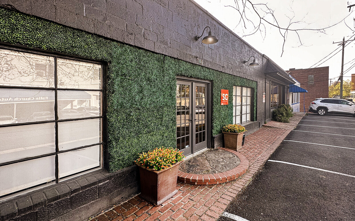 106 W Jefferson St, Falls Church, VA for lease Building Photo- Image 1 of 2