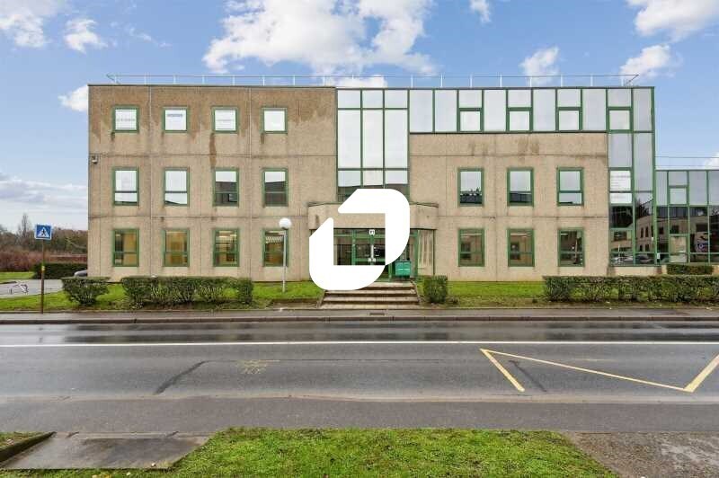 1-3 Rue De Ris, Viry-Châtillon for lease - Building Photo - Image 1 of 11