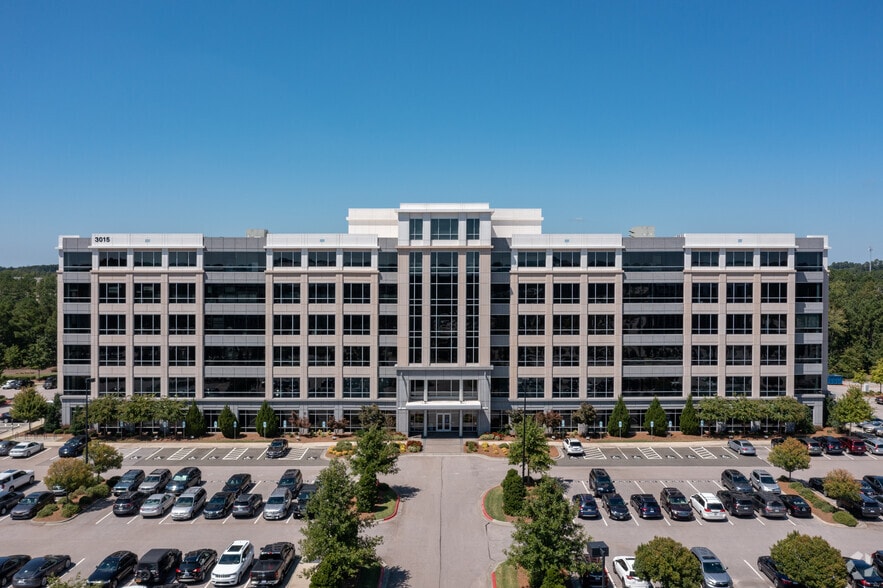 3015 Carrington Mill Blvd, Morrisville, NC for lease - Building Photo - Image 2 of 7