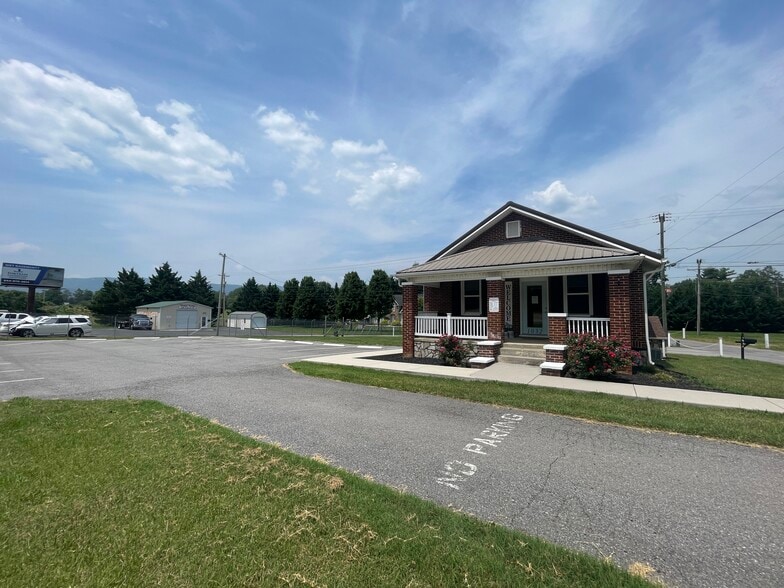 1032, 1040, 1048 Stayman Road portfolio of 3 properties for sale on LoopNet.com - Building Photo - Image 2 of 4