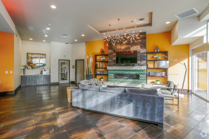 1101 E Union St, Seattle, WA for lease - Interior Photo - Image 3 of 84