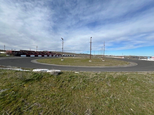 81242 N Highway 395, Hermiston, OR for sale Building Photo- Image 1 of 1