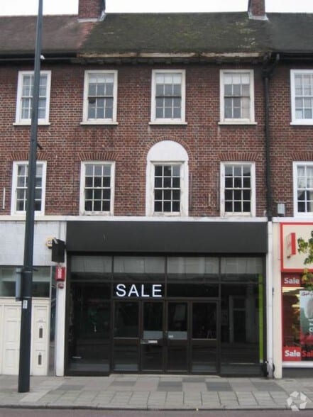 417 Upper Richmond Rd W, London for sale - Building Photo - Image 2 of 2