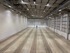 Interlink Way W, Coalville for sale Interior Photo- Image 2 of 4