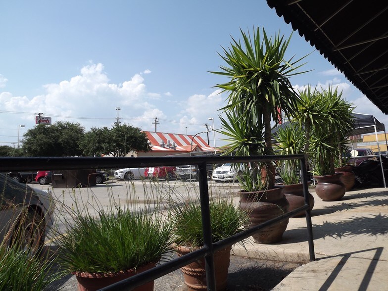 8418 Broadway St, San Antonio, TX for sale - Primary Photo - Image 1 of 1