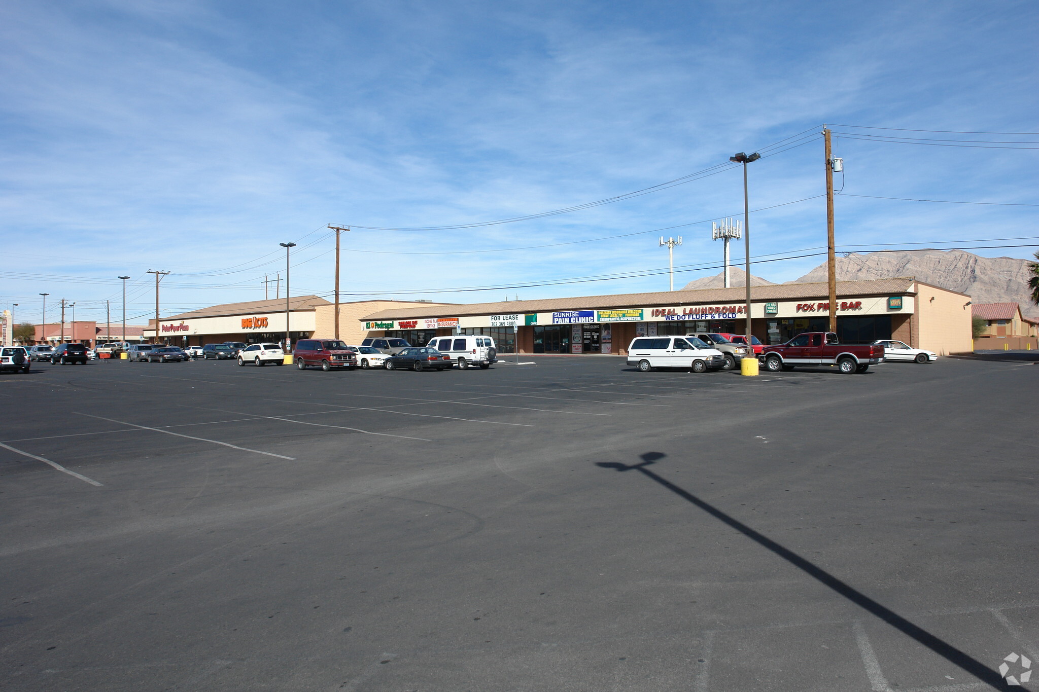 348-350 N Nellis Blvd, Las Vegas, NV for lease Primary Photo- Image 1 of 26